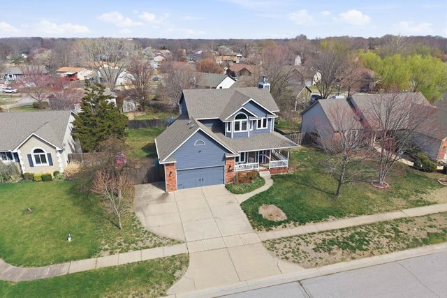 818 E Rushwood Ct, Derby, KS 67037