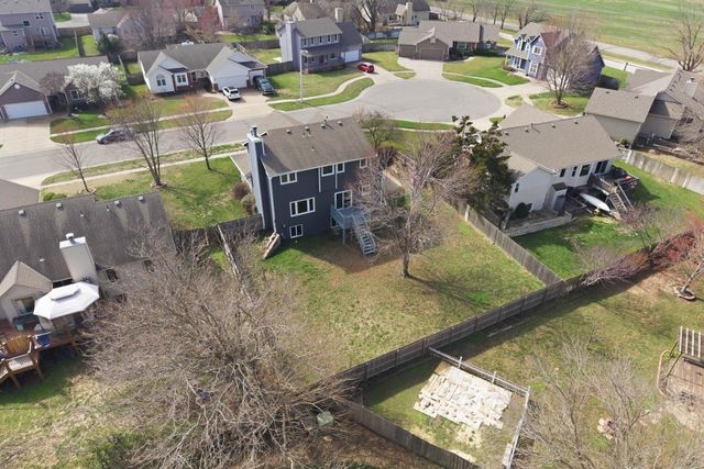 818 E Rushwood Ct, Derby, KS 67037