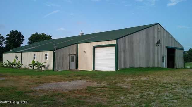 2568 Holy Cross Rd, New Haven, KY 40051