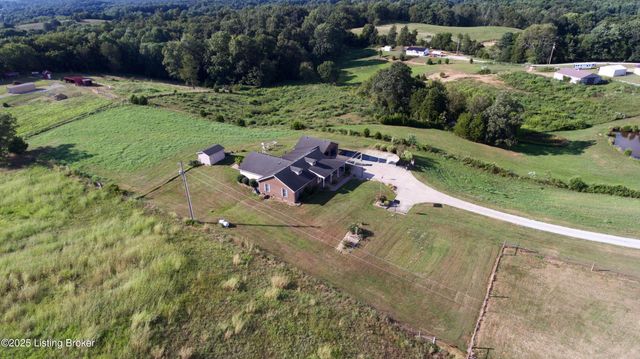 2568 Holy Cross Rd, New Haven, KY 40051