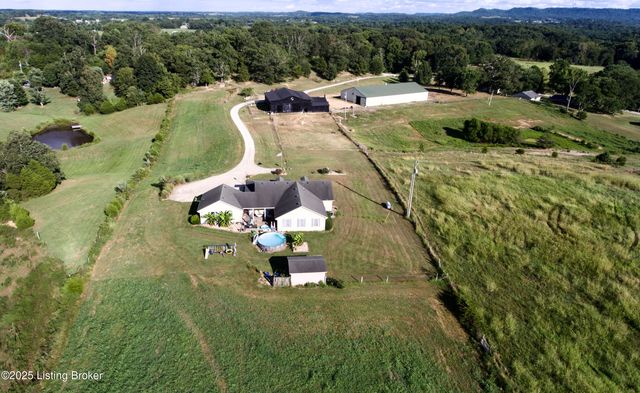 2568 Holy Cross Rd, New Haven, KY 40051