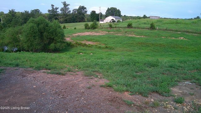 2568 Holy Cross Rd, New Haven, KY 40051