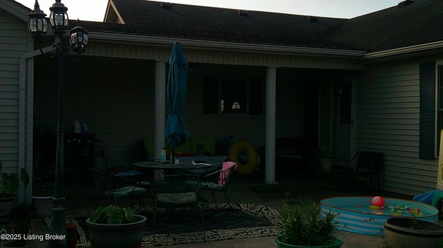 2568 Holy Cross Rd, New Haven, KY 40051