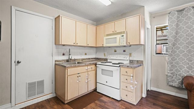 9328 FRED STREET, Hudson, FL 34669