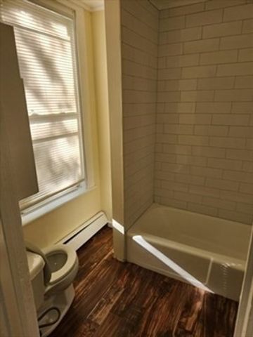16 Centennial Place 1, Framingham, MA 01701