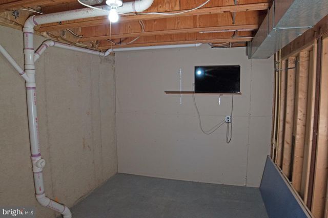 21186 VINELAND SQ, Ashburn, VA 20147