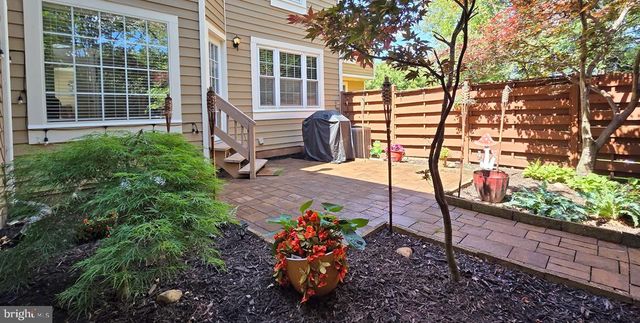 21186 VINELAND SQ, Ashburn, VA 20147