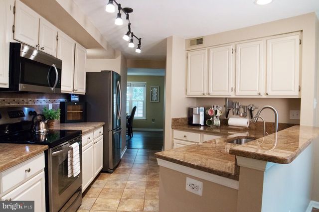 21186 VINELAND SQ, Ashburn, VA 20147