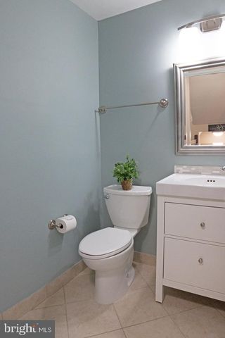 21186 VINELAND SQ, Ashburn, VA 20147