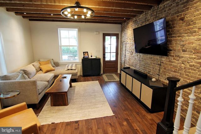 154 WOOD ST, Doylestown, PA 18901