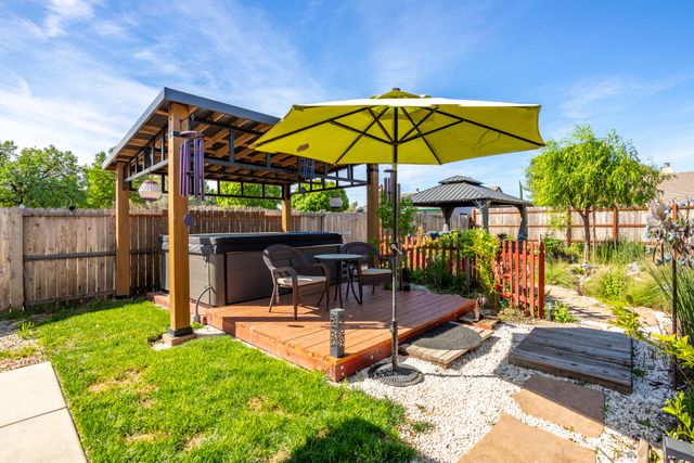 1376 Fitz Place, Redding, CA 96003