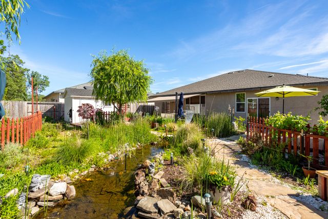 1376 Fitz Place, Redding, CA 96003