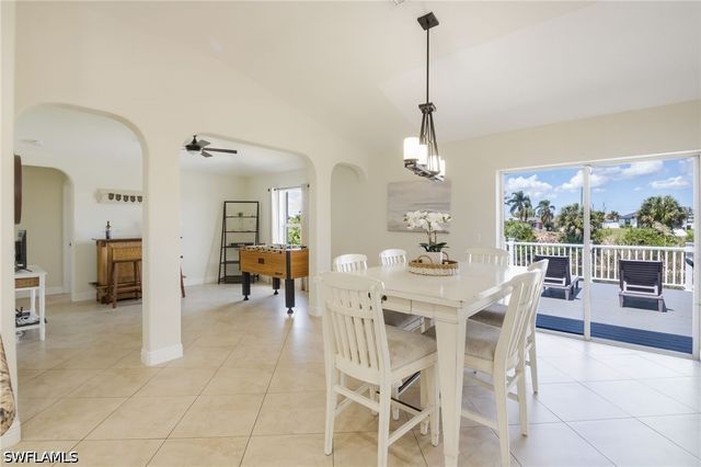 2534 NE 20th CT, Cape Coral, FL 33909