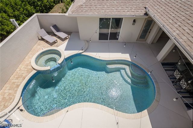 2534 NE 20th CT, Cape Coral, FL 33909