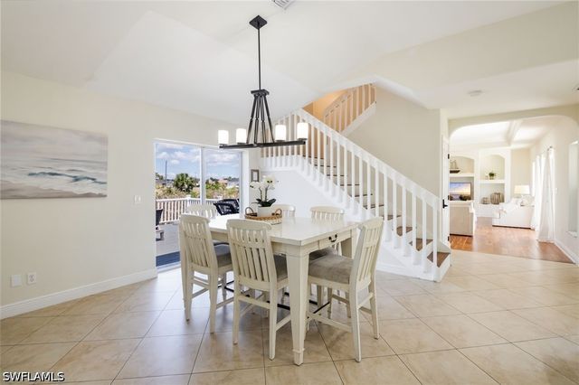 2534 NE 20th CT, Cape Coral, FL 33909