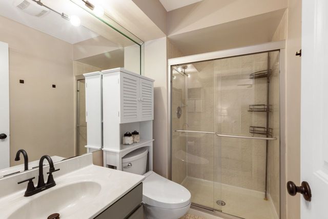 138 Oak Street, Lake Zurich, IL 60047