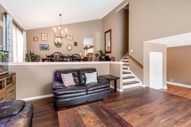 138 Oak Street, Lake Zurich, IL 60047