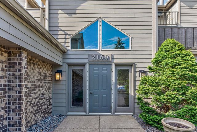 2160 Ridge Drive 38, Saint Louis Park, MN 55416