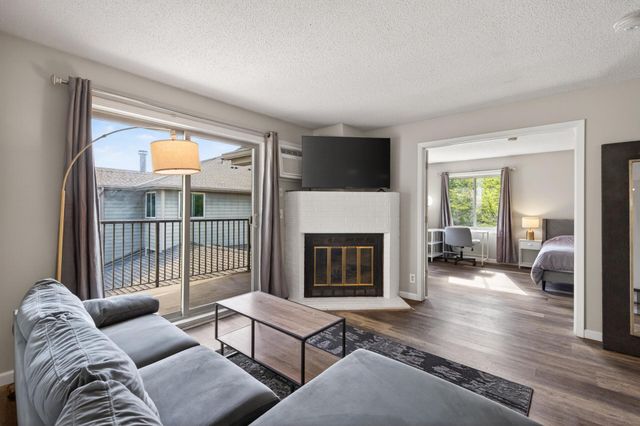 2160 Ridge Drive 38, Saint Louis Park, MN 55416