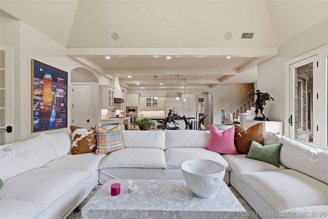 704 W 108th Street S, Jenks, OK 74037