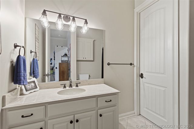 704 W 108th Street S, Jenks, OK 74037