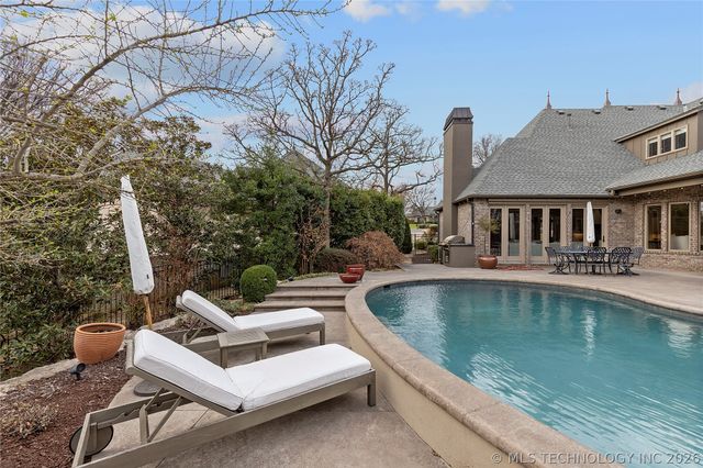 704 W 108th Street S, Jenks, OK 74037