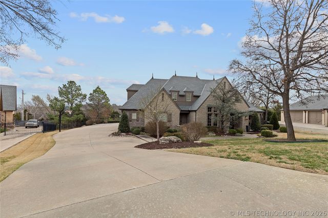 704 W 108th Street S, Jenks, OK 74037