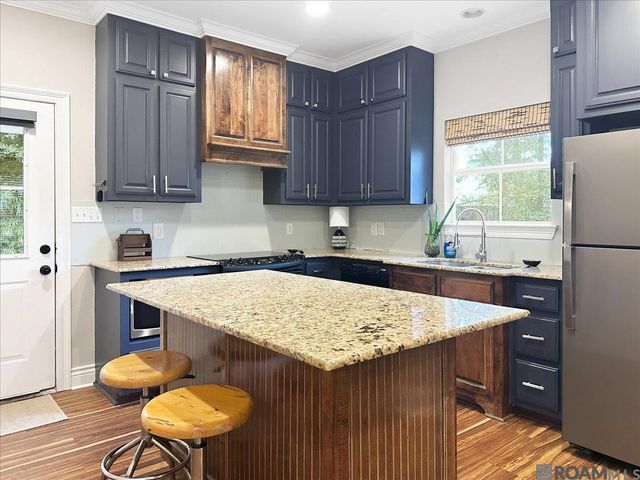 7511 Bear Cave Dr, Denham Springs, LA 70706