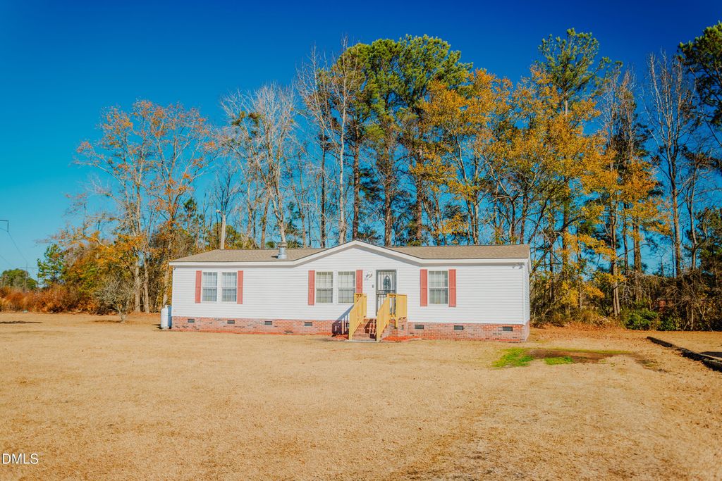170 Beth Drive, Lumberton, NC 28358