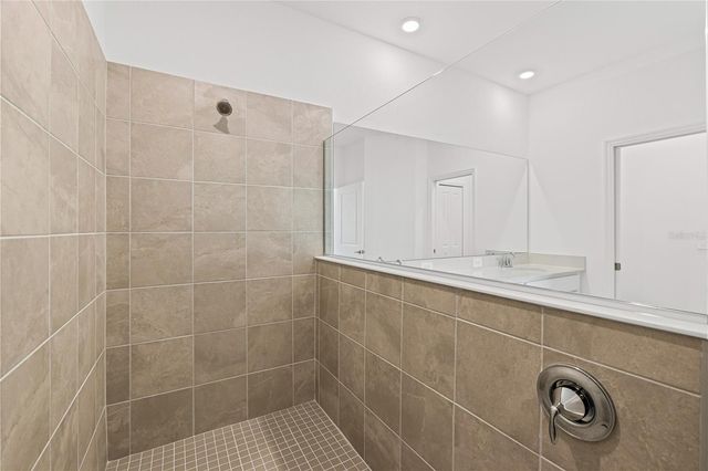 5608 SUMMIT POINTE CIRCLE 103, Bradenton, FL 34210