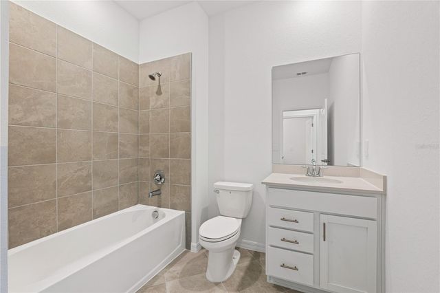 5608 SUMMIT POINTE CIRCLE 103, Bradenton, FL 34210