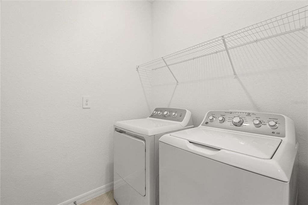 Image 23 of property listing at 5608 SUMMIT POINTE CIRCLE 103, Bradenton, FL 34210