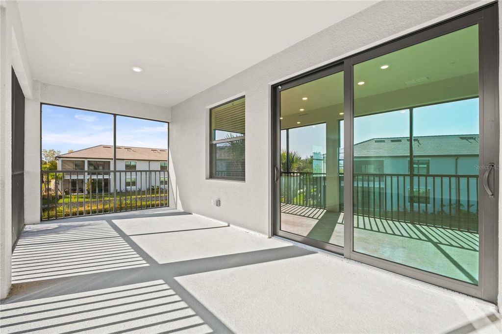 Image 30 of property listing at 5608 SUMMIT POINTE CIRCLE 103, Bradenton, FL 34210