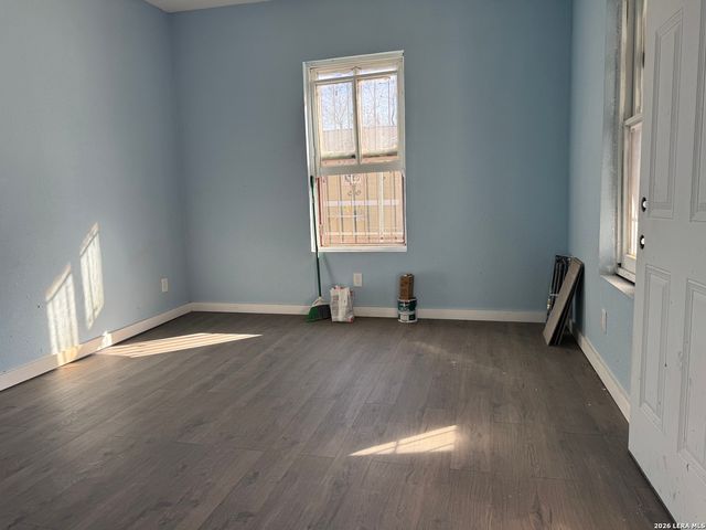 118 Cant Stop, San Antonio, TX 78202