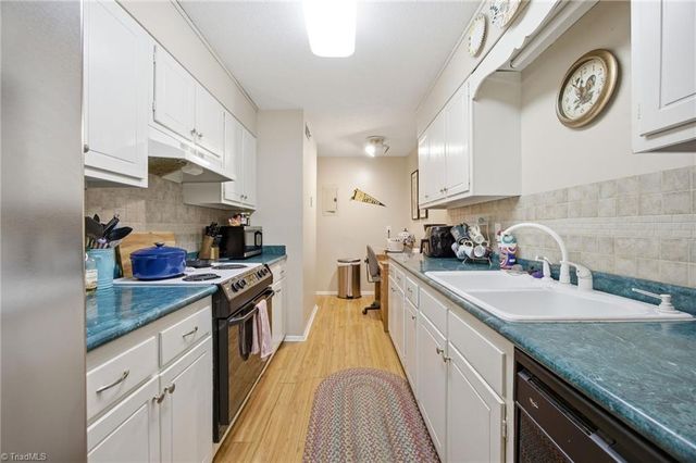 1702 N Hamilton Street G, High Point, NC 27262