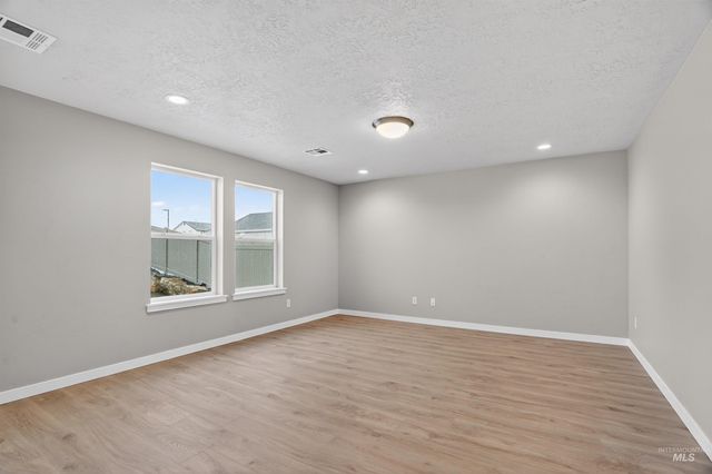 1628 Kinsale St, Middleton, ID 83644