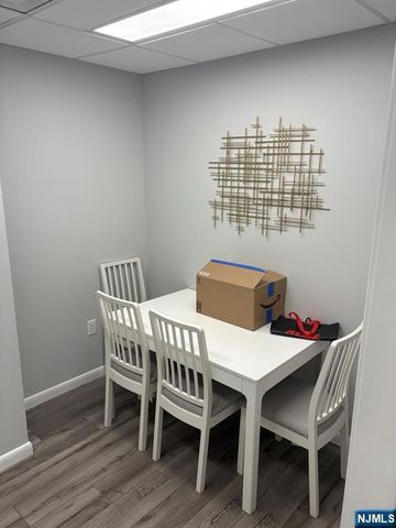 466 Old Hook Road 12, Emerson, NJ 07630