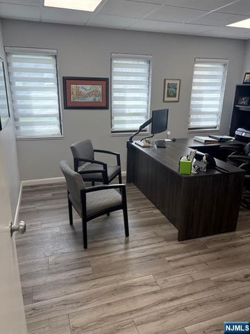 466 Old Hook Road 12, Emerson, NJ 07630