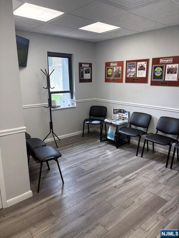 466 Old Hook Road 12, Emerson, NJ 07630