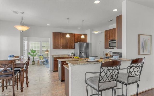 5584 Memorial DR, Virginia Beach, VA 23455