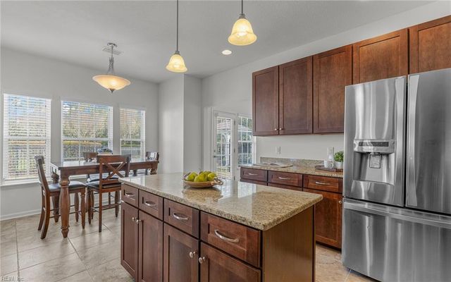 5584 Memorial DR, Virginia Beach, VA 23455