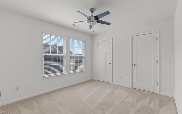 5584 Memorial DR, Virginia Beach, VA 23455