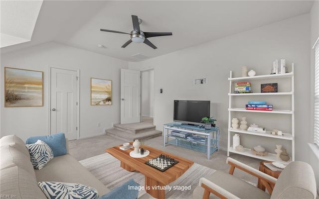 5584 Memorial DR, Virginia Beach, VA 23455