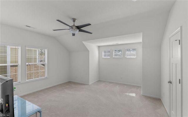 5584 Memorial DR, Virginia Beach, VA 23455