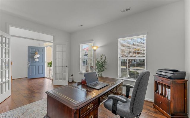 5584 Memorial DR, Virginia Beach, VA 23455