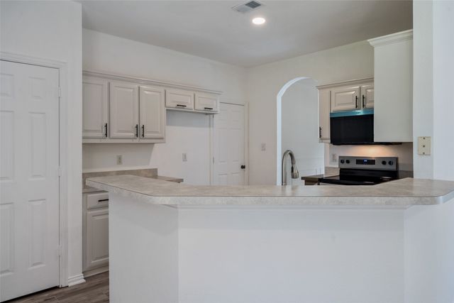 2704 Pennington Drive, Sachse, TX 75048