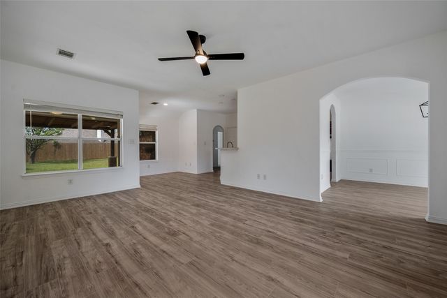 2704 Pennington Drive, Sachse, TX 75048