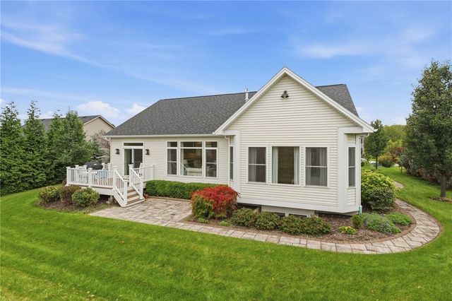 5198 Whitecliff Drive, Canandaigua Town, NY 14424