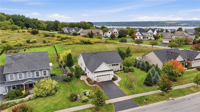 5198 Whitecliff Drive, Canandaigua Town, NY 14424