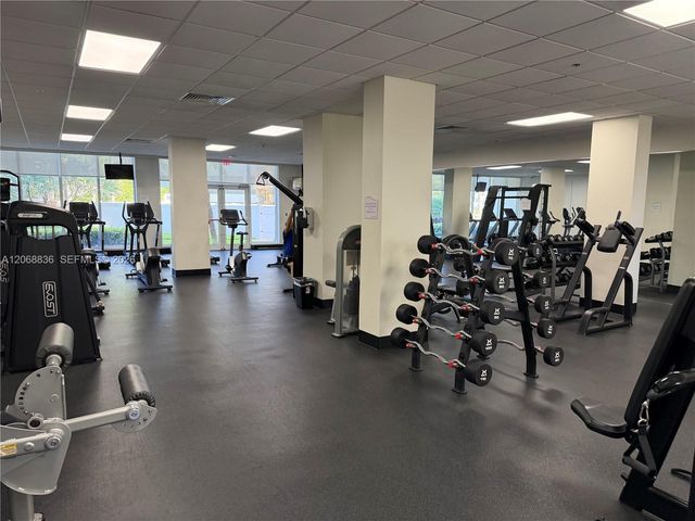 3001 S Ocean Drive 421, Hollywood, FL 33019